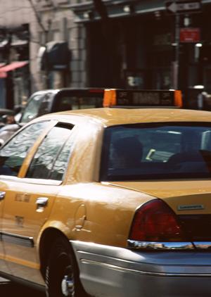 福岡・博多のトヨタ認定中古車販売とアフターサポートを提供する麦野U-Carセンターの魅力